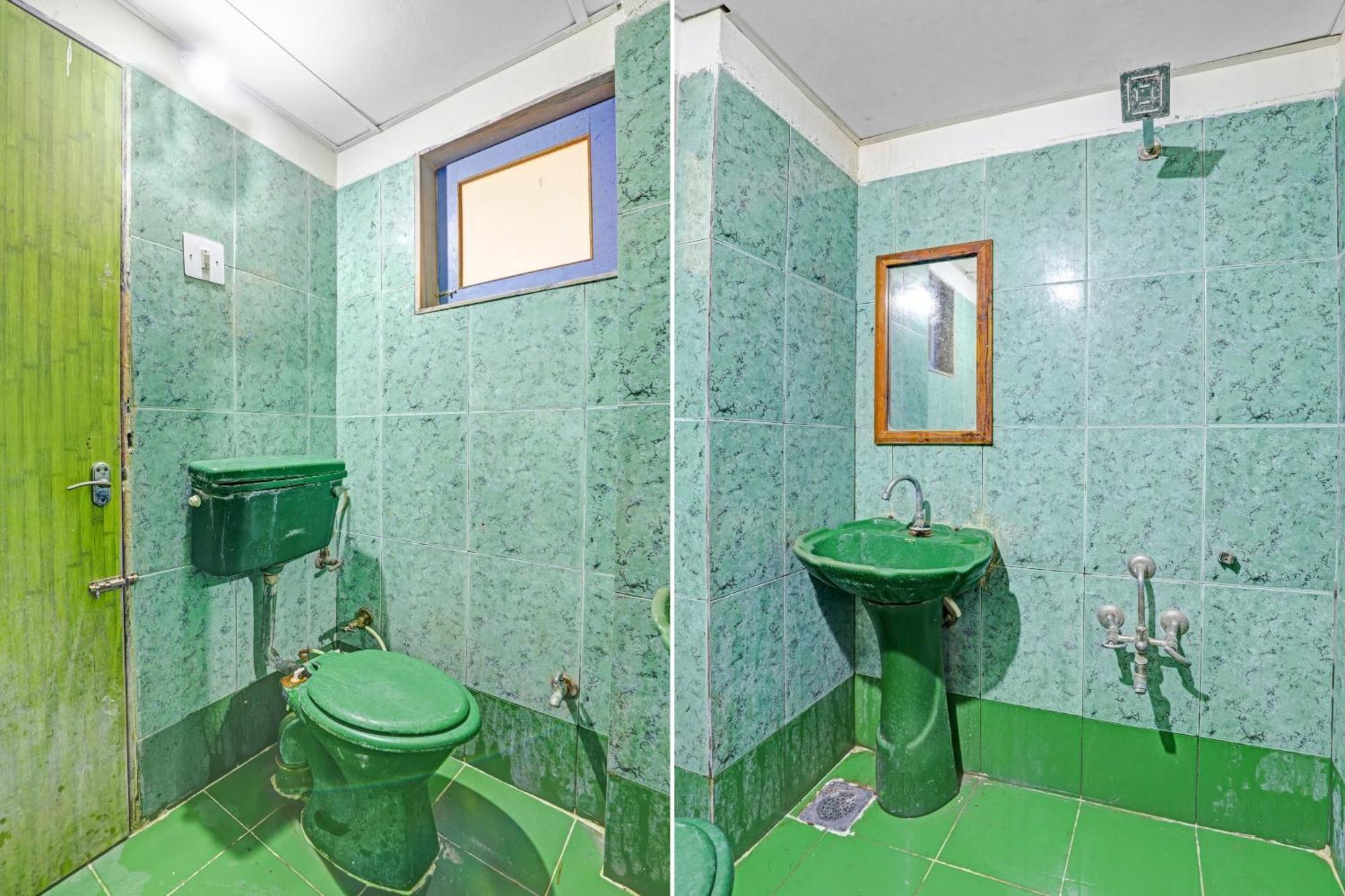 Hotel Velvet Rajkot Εξωτερικό φωτογραφία